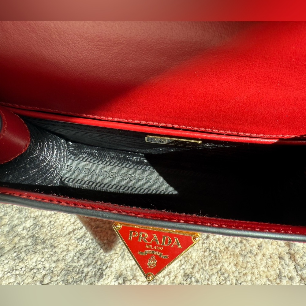 Prada Red Leather Chain Shoulder Bag - Picture 7 of 11